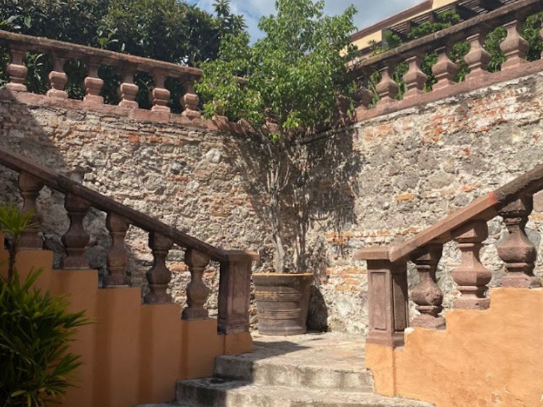 Fully Furnished Centro Condo Steps from the Iconic Parroquia — 28 photos