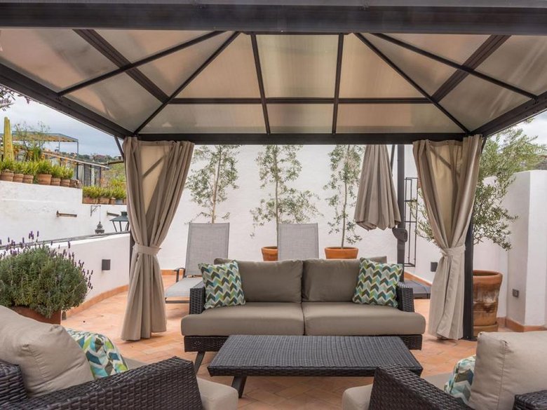 Luxury Casa Sollano for Rent in the Heart of San Miguel — 3 photos