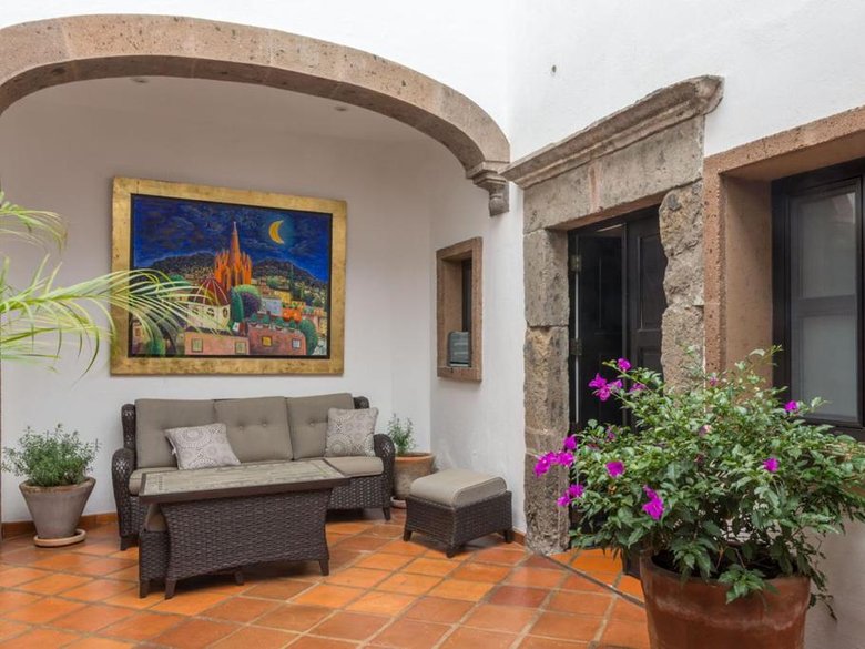 Luxury Casa Sollano for Rent in the Heart of San Miguel — 11 photos