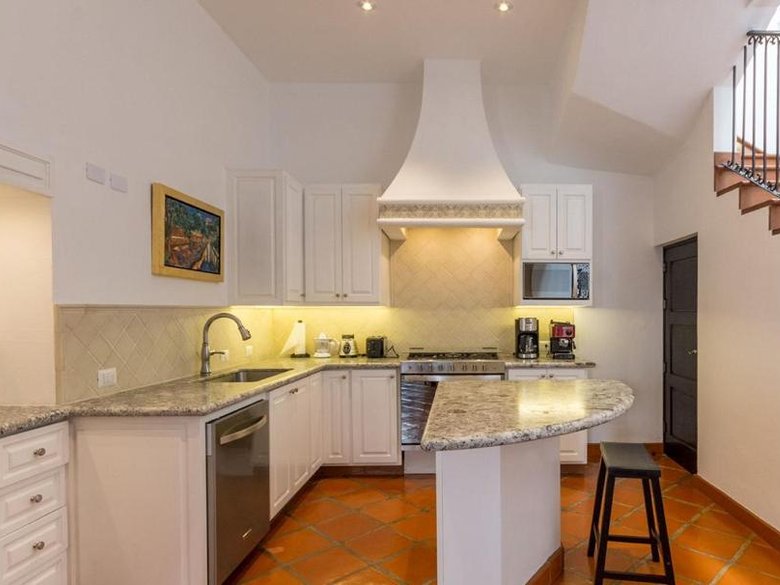 Luxury Casa Sollano for Rent in the Heart of San Miguel — 23 photos