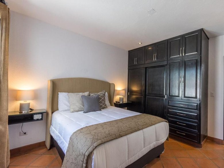 Luxury Casa Sollano for Rent in the Heart of San Miguel — 4 photos