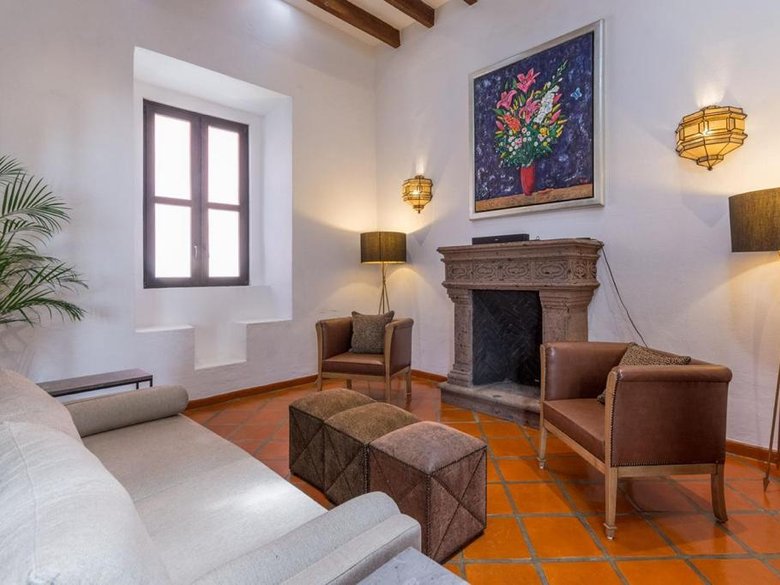 Luxury Casa Sollano for Rent in the Heart of San Miguel — 13 photos