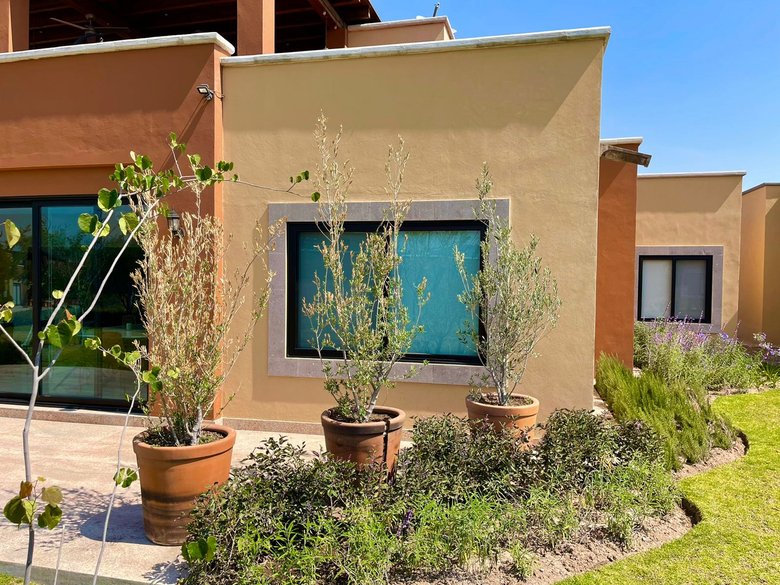 Great house in a closed neighborhood  — 7 photos