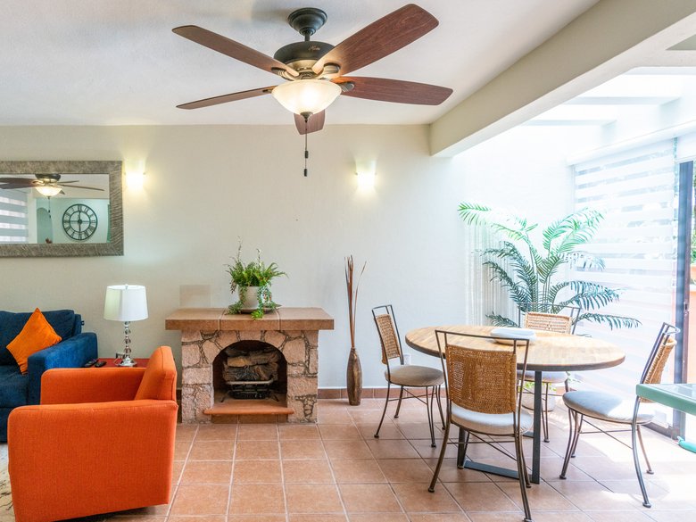 CASA VILLAS AVAILABLE on October 1, 2026 — 11 photos
