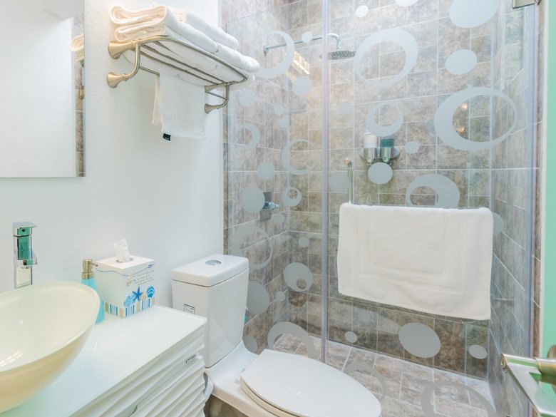 CASA VILLAS AVAILABLE on October 1, 2026 — 7 photos
