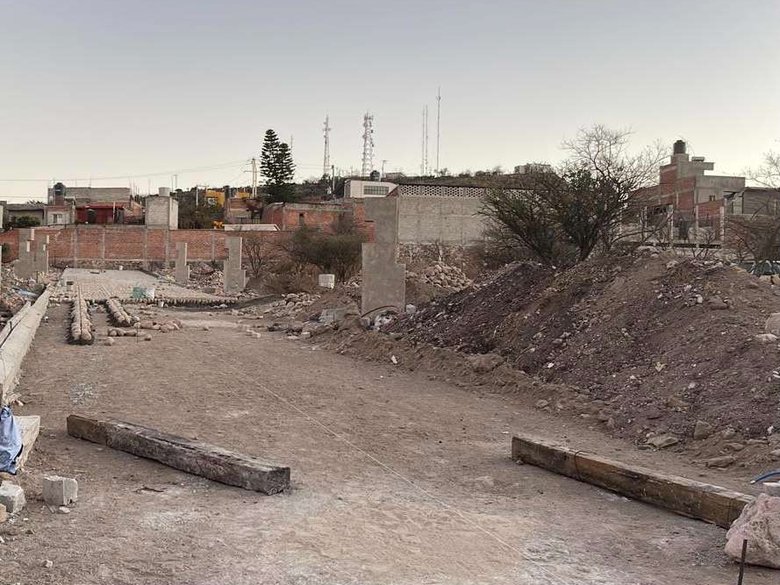Lot 4 in private Palo Azul  — 1 photos