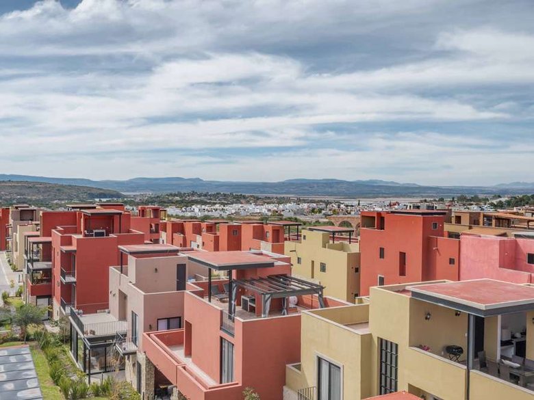 Turnkey - Condo Cielo — 14 photos