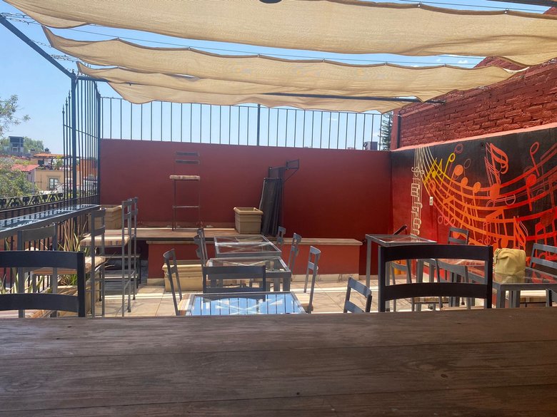 Excelente ubicaciòn para local comercial — 4 photos