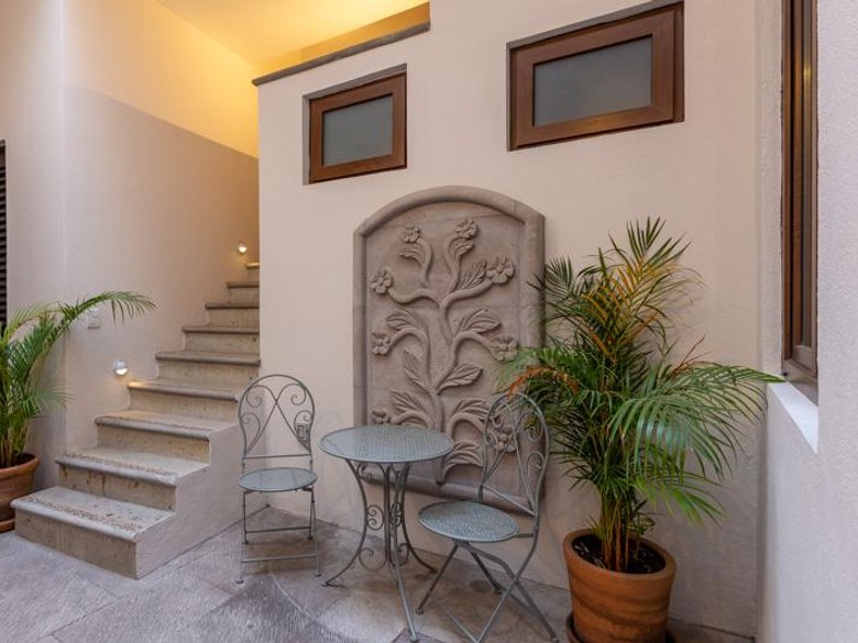 Terrace & Pied-a-terre — 18 photos