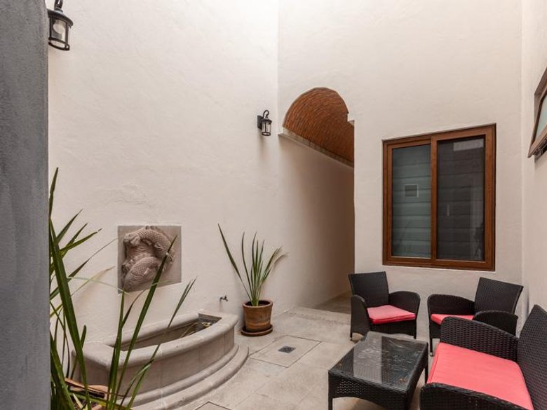 Terrace & Pied-a-terre — 21 photos