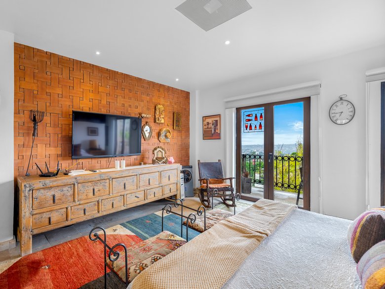 AVAILABLE LUXURY CONDO CARACOL — 13 photos