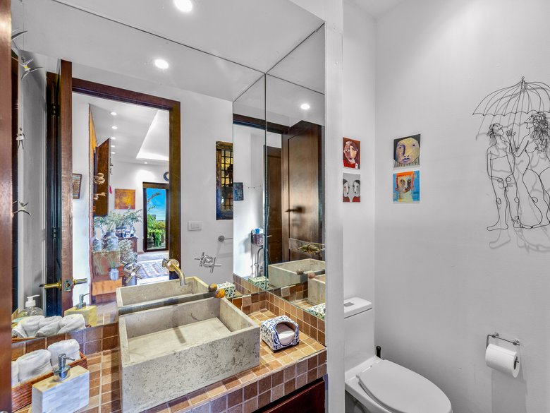 AVAILABLE LUXURY CONDO CARACOL — 12 photos