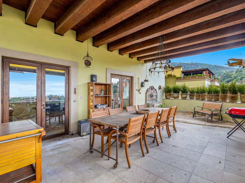 AVAILABLE LUXURY CONDO CARACOL — 11 photos