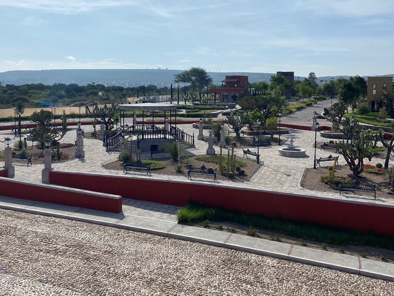 TierrAdentro — 2 photos
