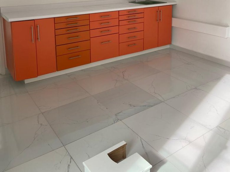 Space for office or clinic for rent — 8 photos