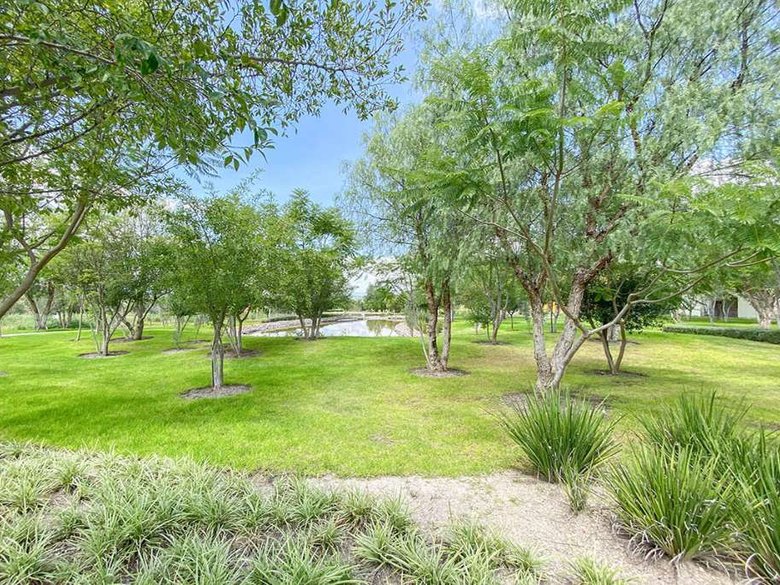Casa Campanas — 13 photos