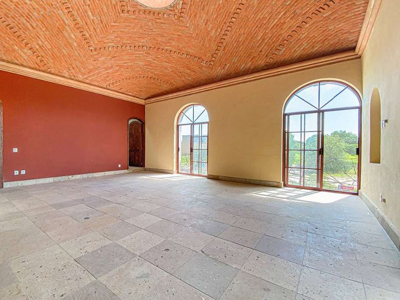Casa Campanas — 4 photos