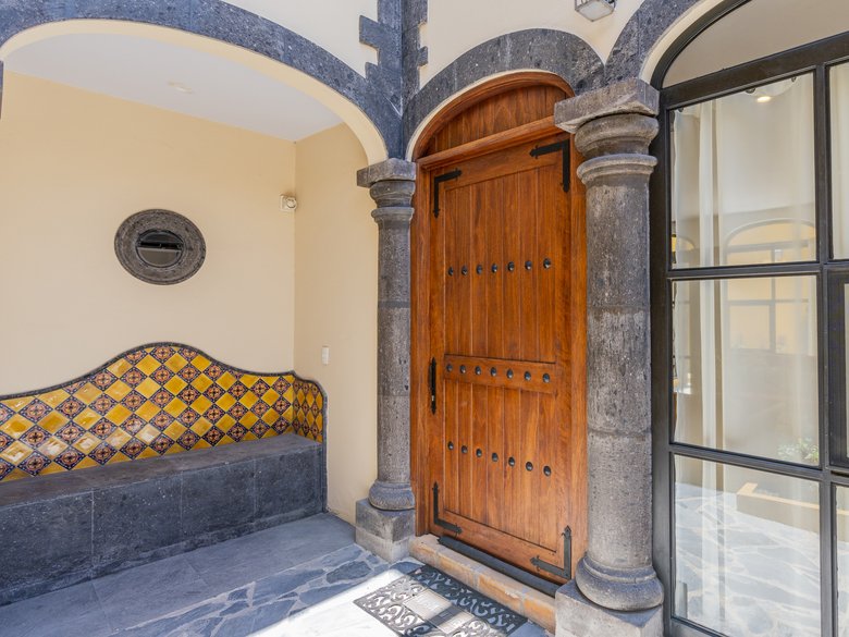 Beautiful Casa Margarita for Rent in San Antonio (Available July 2027) — 30 photos