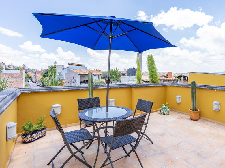 Beautiful Casa Margarita for Rent in San Antonio (Available July 2027) — 29 photos
