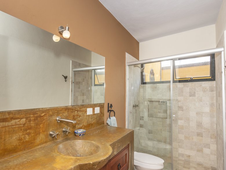 Beautiful Casa Margarita for Rent in San Antonio (Available July 2027) — 22 photos