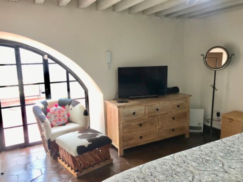 Beautiful Home great location, $2,800 USD per month. AVAILABLE from ARIL 15 to JUNE 15TH, 2023 — 11 photos