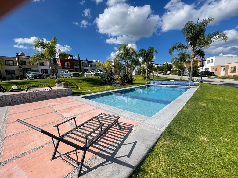 One level home at El Atrio — 2 photos