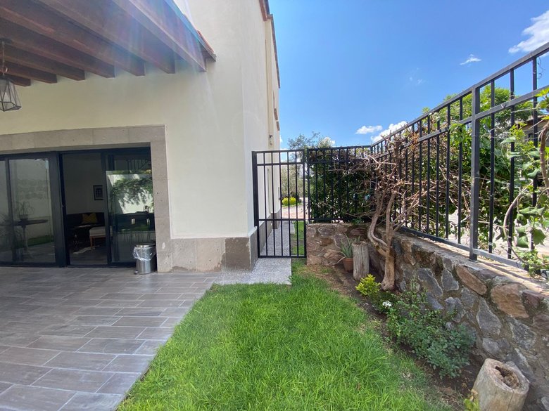 Maria Jose's beautiful house for sale or rent in La escondida! — 24 photos