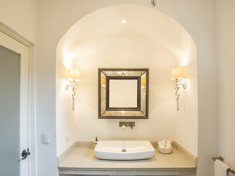 Casa Baeza Apt 1 - OFF MARKET — 11 photos