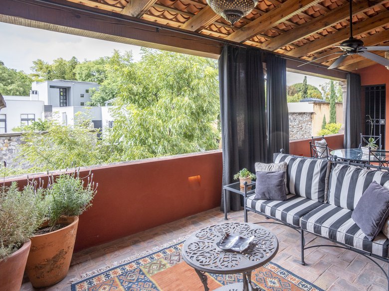 Casa Baeza Apt 2 PH - OFF MARKET — 11 photos