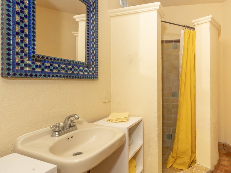 La casa de la puerta verde for rent. (Available May 2027) — 29 photos