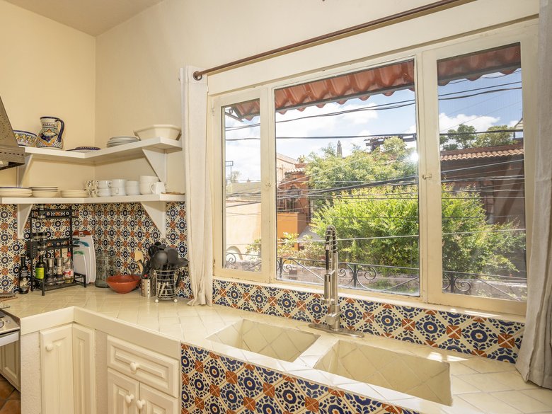 La casa de la puerta verde for rent. (Available May 2027) — 24 photos