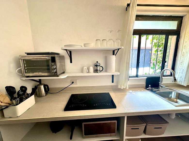 La casa de la puerta verde for rent. (Available May 2027) — 10 photos