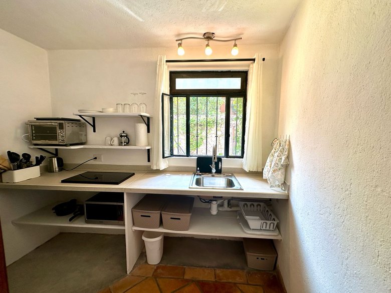 La casa de la puerta verde for rent. (Available May 2027) — 12 photos