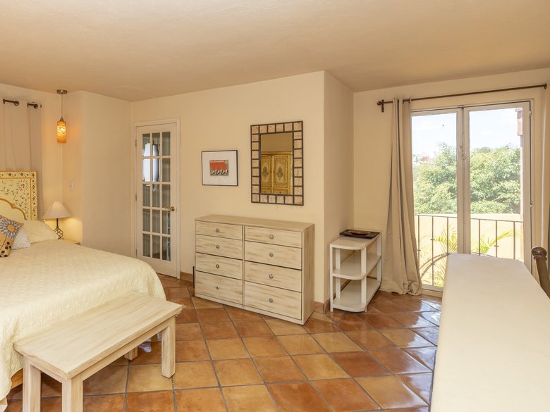 La casa de la puerta verde for rent. (Available May 2027) — 28 photos