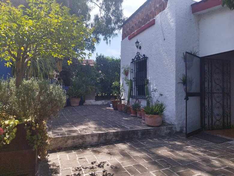 NOT AVAILABLE - NO DISPONIBLE / CASA JOYA — 3 photos