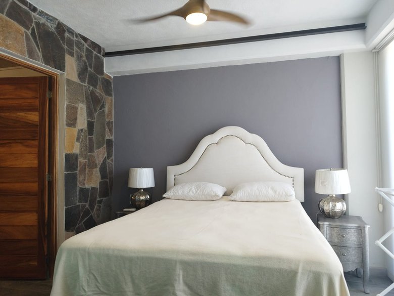 OFF MARKET Condo Jacarandas — 27 photos