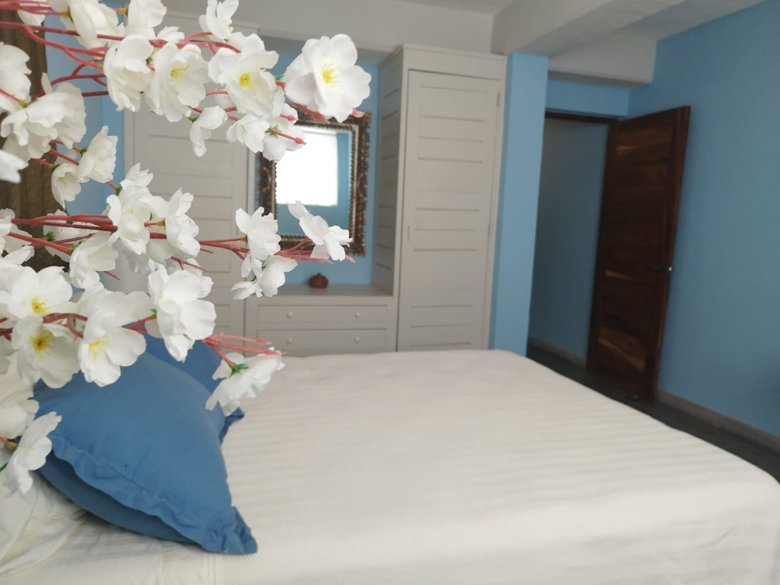OFF MARKET Condo Jacarandas — 34 photos