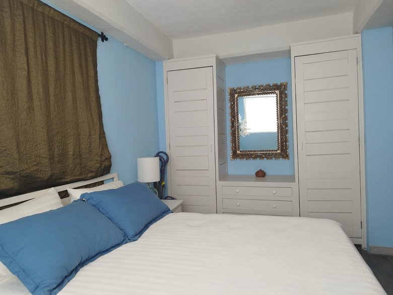 OFF MARKET Condo Jacarandas — 31 photos
