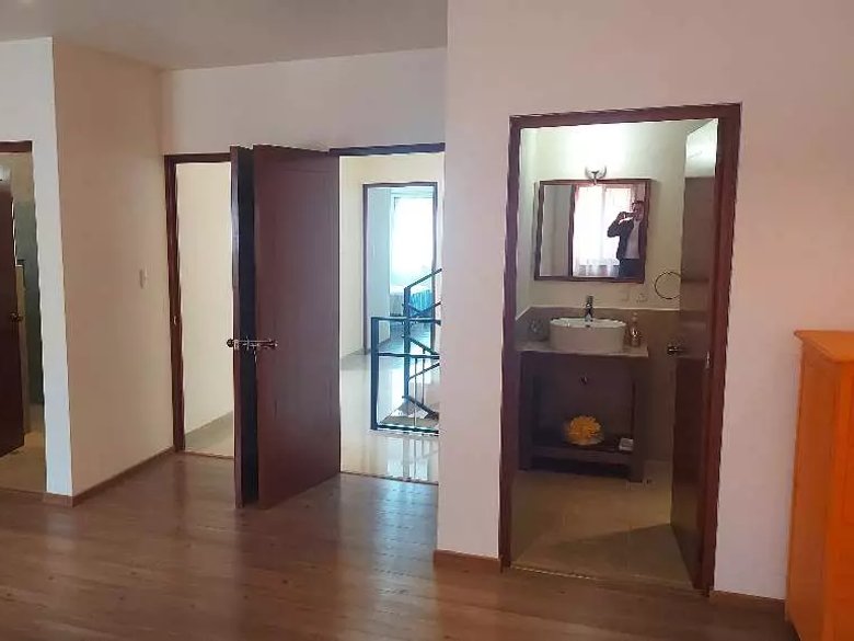 Casa Paseo de la Amistad 17 — 59 photos