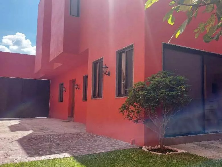 Casa Paseo de la Amistad 17 — 56 photos