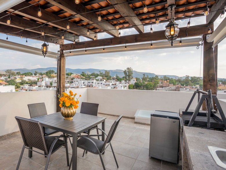 Casa Irma for rent in Antigua Residencial  — 2 photos