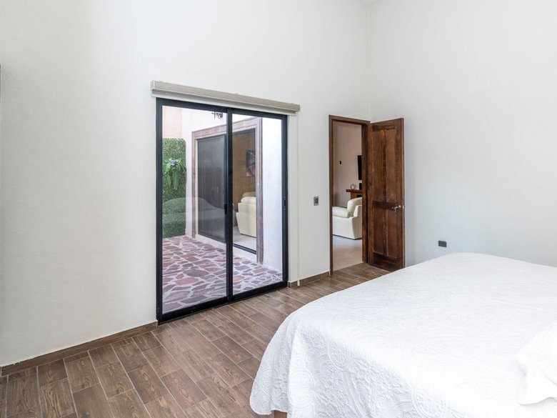 Casa Irma for rent in Antigua Residencial  — 16 photos