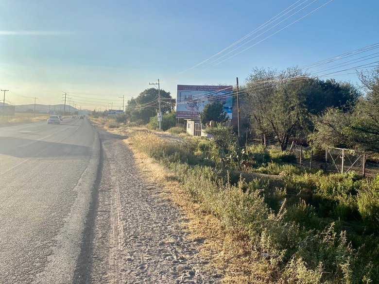 Lot for Sale road to Queretaro in Cerritos. — 4 photos