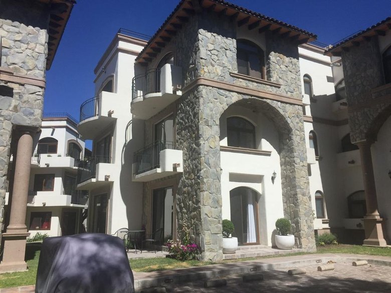 Apartment Cuadra for rent in Puente Viejo. Available April 2028 — 12 photos