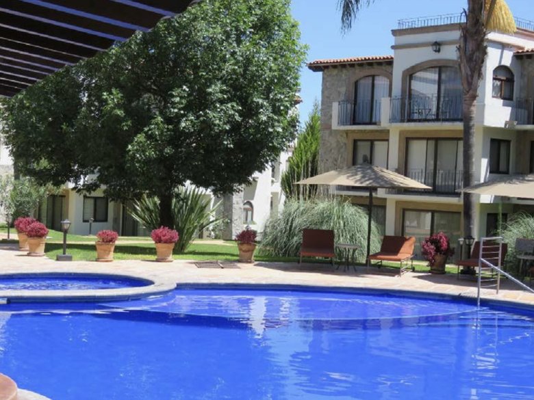 Apartment Cuadra for rent in Puente Viejo. Available April 2028 — 17 photos
