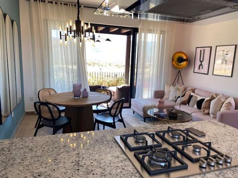 CONDO ESTRELLA 209 — 4 photos