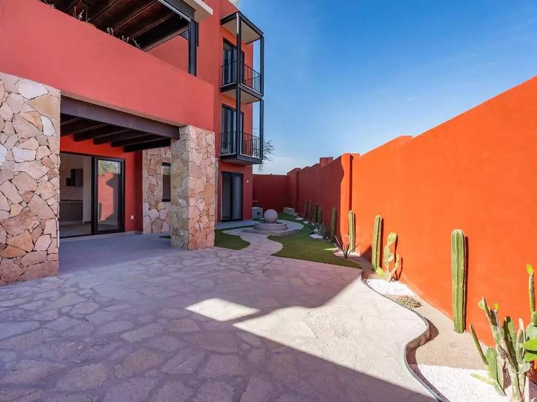 CONDO ESTRELLA 109 — 4 photos