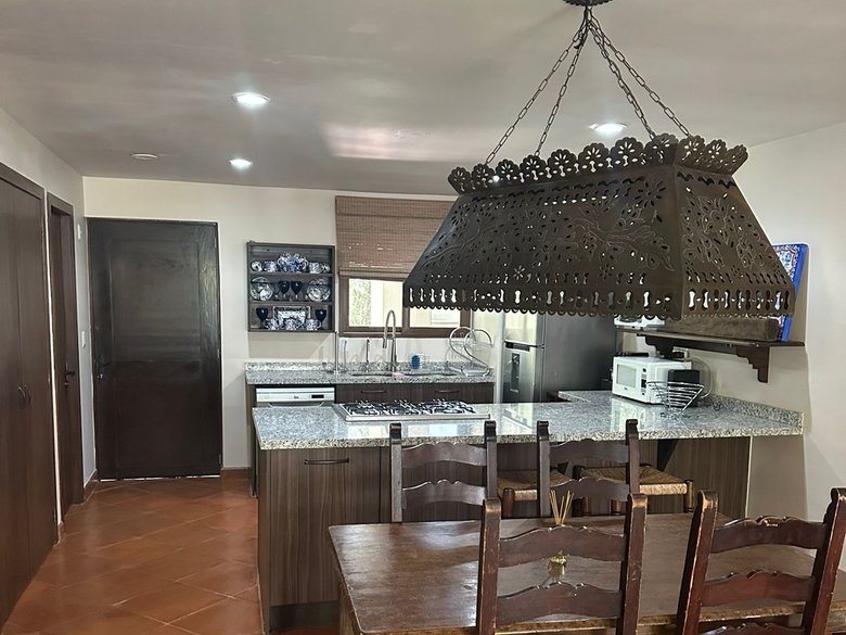 1 Bedroom condo in Puente Viejo , fully furnished walking distance to Centro , great amenities — 2 photos