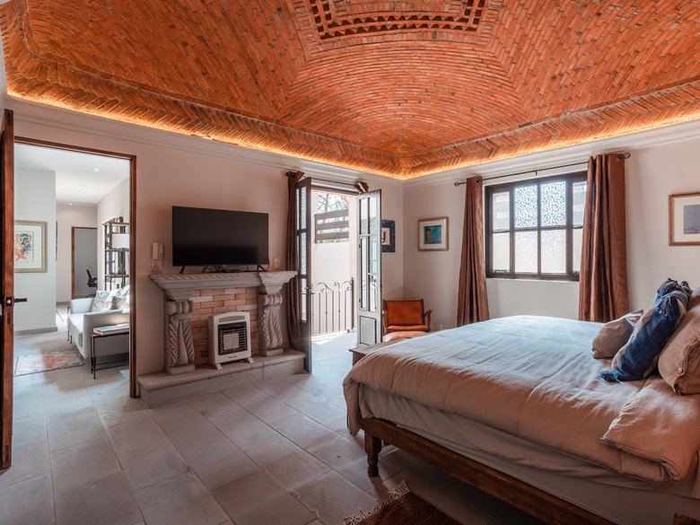 Beautiful Casa Pepper Drive for rent  — 11 photos