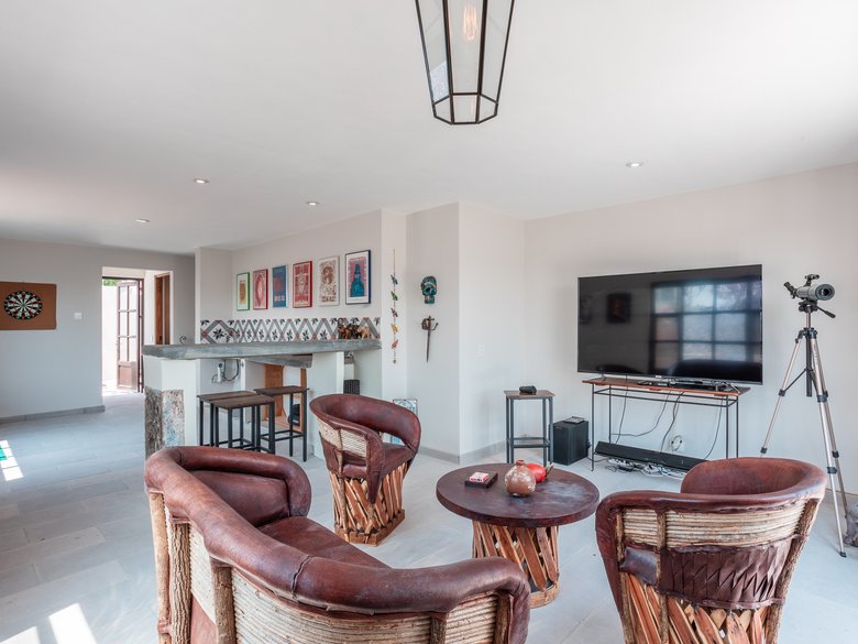 Beautiful Casa Pepper Drive for rent  — 17 photos